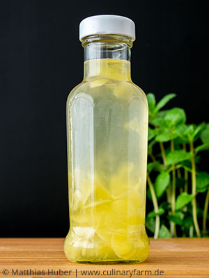 Ingwersirup als Basis für hausgemachte Limonade oder Eistee